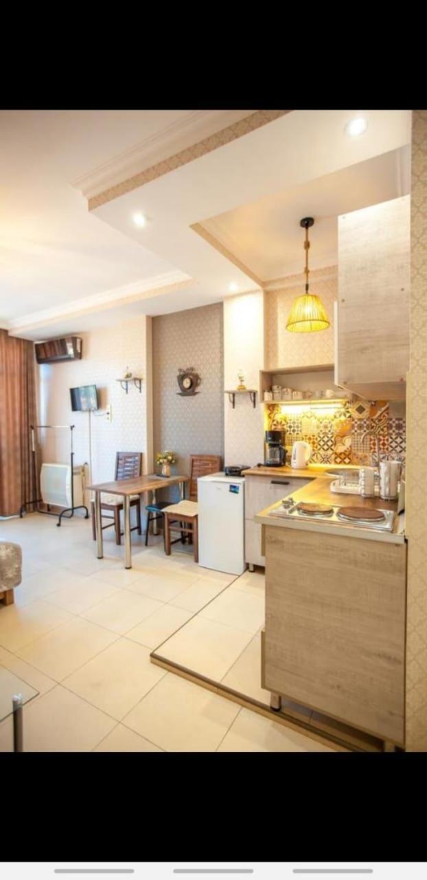 Apartment On L.Meskhishvili Turn Tbilisi Exterior foto