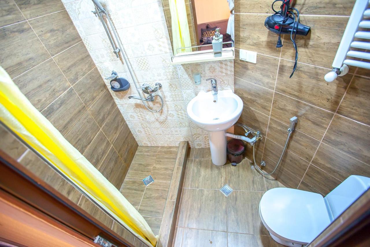 Apartment On L.Meskhishvili Turn Tbilisi Exterior foto